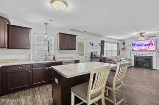 327 James Hedrick Court, Jacksonville, NC 28540 – photo 10: james-10