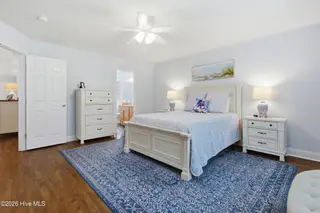 409 Neuchatel Road, New Bern, NC 28562 – photo 21: Primary Suite