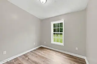 318 S Main Street, Princeville, NC 27886 — 3-bedroom manufactured home, Princeville, NC, photo 19 of 38: 19-web-or-mls-BLS_0035