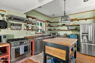 140 Arbutus Road, Southern Pines, NC 28387 — 4-bedroom home in Weymouth Height, Southern Pines, NC, photo 23 of 69: 25_DSCF7261
