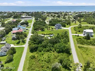 162 Westbay Circle, Harkers Island, NC 28531 – photo 7: 6-web-or-mls-162 Westbay 004