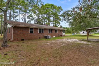 198 E Boiling Spring Road, Southport, NC 28461 – photo 9: 9-web-or-mls-BTS05736