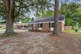 2208 Imperial Avenue E, Wilson, NC 27893 – photo 3: 33-web-or-mls-2208-imperial-ave-e-adam-b