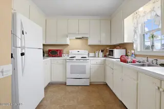 7032 Kingswood Circle, Stantonsburg, NC 27883 – photo 19: 18-7032 Kingswood Cir-18