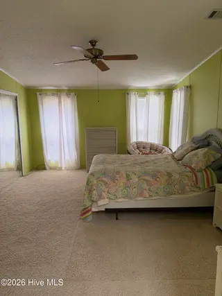 606 Galley Court, Hampstead, NC 28443 – photo 15: IMG_4764