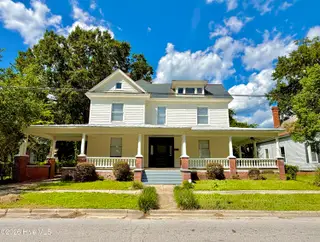 505 W Lenoir Avenue, Kinston, NC 28501 – photo 2: IMG_2504