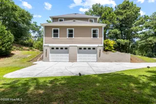 9804 Heath Place, Emerald Isle, NC 28594 – photo 4: House - Side (B)