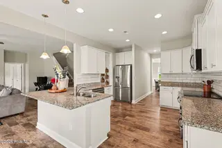 52 Heirloom Court, Benson, NC 27504 – photo 12: 009_file_2777