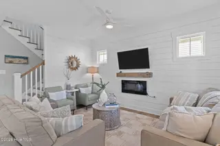 137 NE 75th Street, Oak Island, NC 28465 – photo 4: 10-web-or-mls-BTS00840