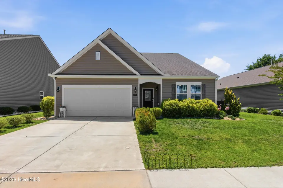 302 Ginger Drive, New Bern, NC 28560 – photo 1 of 38: 302 Ginger Drive, New Bern, NC 28560