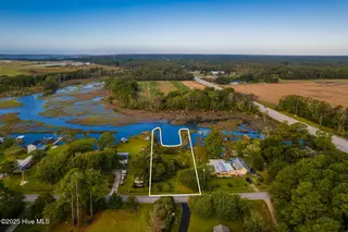 134 Goose Creek Loop Road, Newport, NC 28570 – photo 3: 20-web-or-mls-chadwick-visuals-134-goose