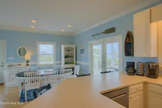625 New River Inlet Road, North Topsail Beach, NC 28460 – photo 18: 625 New River Inlet Road - Interiors - E