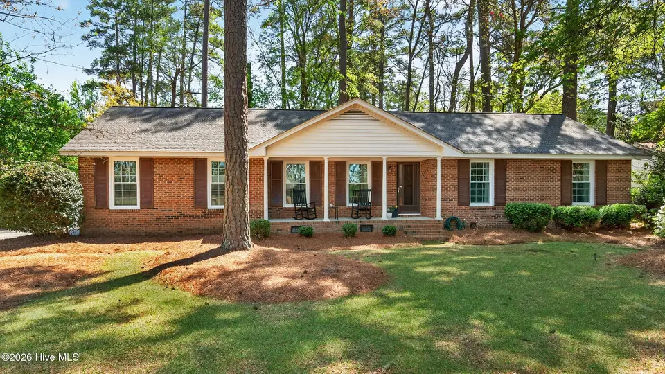 118 Greenwood Drive, Greenville, NC 27834 – photo 1 of 32: 118 Greenwood