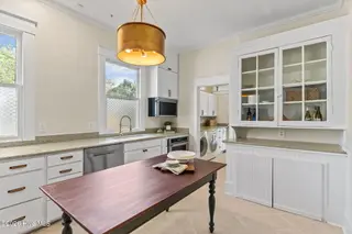 1805 Wrightsville Avenue, Wilmington, NC 28403 – photo 17: 21-web-or-mls-DSC00082
