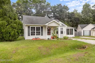 408 Somerset Cove, Jacksonville, NC 28546 – photo 2: somer-2