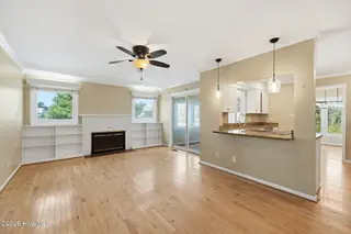 220 Club Point Drive, Cape Carteret, NC 28584 – photo 10: 29-web-or-mls-IMG_6885_edit