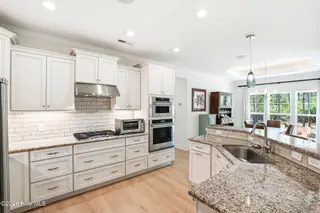 3710 Friendly Orange Court NE, Leland, NC 28451 — 4-bedroom home in The Bluffs on the Cape Fear, Leland, NC, photo 20 of 67: 27_dsc06564