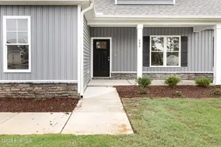 604 Tuscany Circle, Princeton, NC 27569 – photo 2: 002_file_920