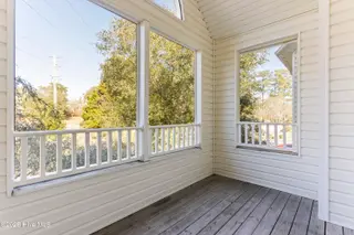 3802 River Front Place Unit 204, Wilmington, NC 28412 – photo 14: IMG_9132