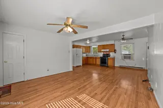 4552 Kay Circle, Grifton, NC 28530 – photo 5: 5-web-or-mls-COX_2404