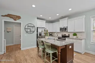 893 Dan Owen Drive, Hampstead, NC 28443 – photo 16: 26-web-or-mls-DSC05272