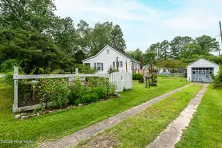 1902 Wilson Street, New Bern, NC 28560 – photo 23: 1902 Wilson Street, New Bern, NC