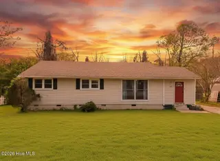 409 Jarman Street, Jacksonville, NC 28540 – photo 2: 409 Staging_31