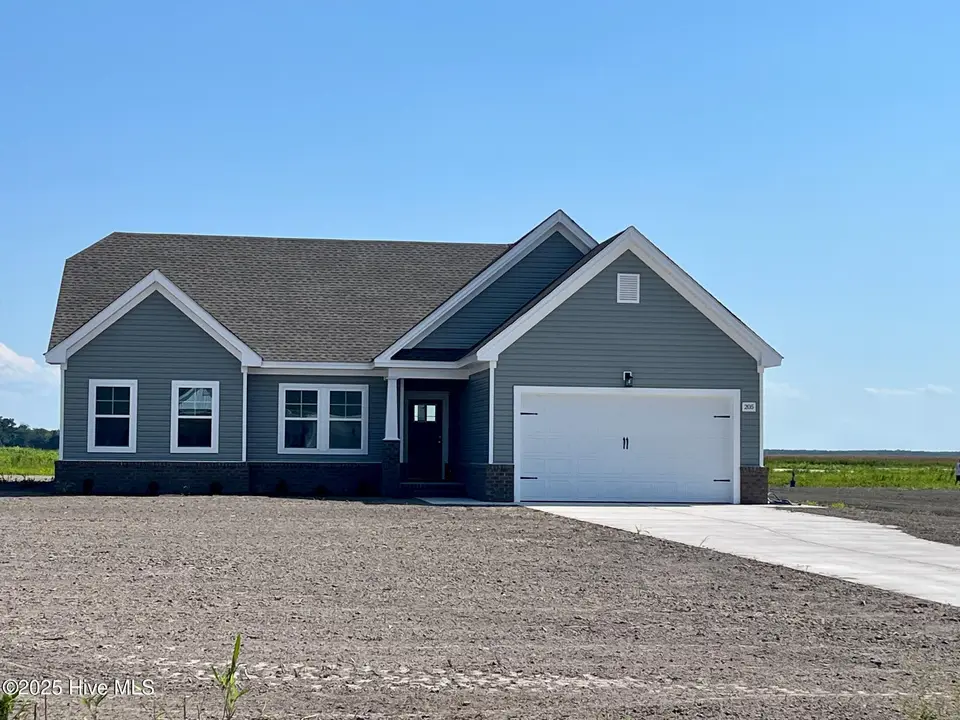 205 Apple Court, Elizabeth City, NC 27909 – photo 1 of 26: IMG_4593