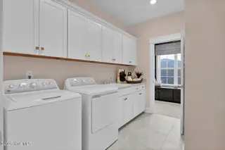 3033 Coastal Dream Way, Leland, NC 28451 — 5-bedroom home in Grand Park, Leland, NC, photo 19 of 51