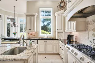 6654 Annesbrook Place SW, Ocean Isle Beach, NC 28469 – photo 18: Kitchen