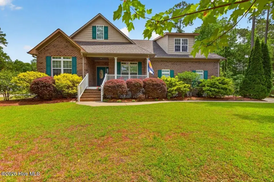 5801 Barbary Coast Drive, New Bern, NC 28560 – photo 1 of 33: IMG_7372
