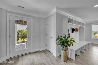 714 Sloop Pointe Lane, Kure Beach, NC 28449 – photo 7: 010_img_9082_157