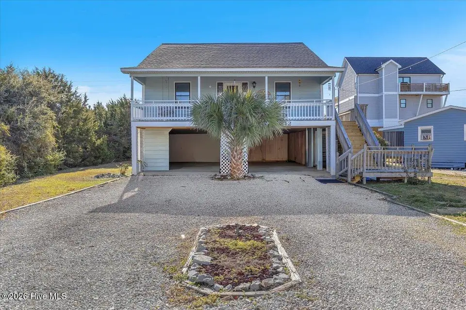 612 N Topsail Drive, Surf City, NC 28445 – photo 1 of 45: Prime