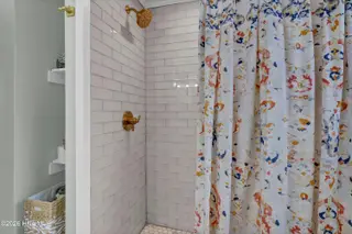 312 N 6th Street, Wilmington, NC 28401 – photo 22: Downstairs Bathroom