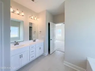 811 Tupelo Tree Drive, Hubert, NC 28539 – photo 16: IMG_7018