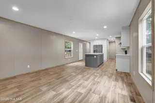 9180 Central Boulevard SE, Winnabow, NC 28479 — 3-bedroom manufactured home in Town Creek Estates, Winnabow, NC, photo 12 of 32