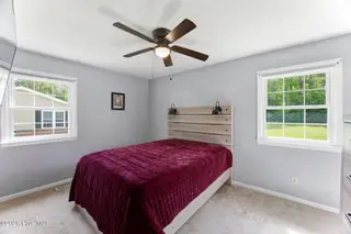 409 Bradford Drive, New Bern, NC 28560 – photo 14: Master Bedroom