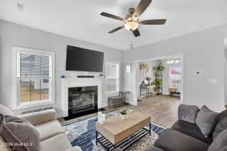 637 Indigo Johnston Drive, Jacksonville, NC 28546 – photo 10: 637IndigoJohnstonDrive-17
