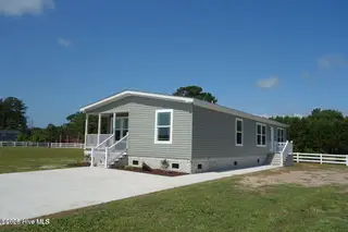 880 Yaupon Drive SW, Calabash, NC 28467 — 3-bedroom manufactured home in Clariday Estates, Calabash, NC, photo 21 of 23