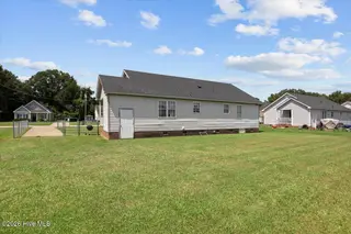 7032 Kingswood Circle, Stantonsburg, NC 27883 – photo 11: 10-7032 Kingswood Cir-10
