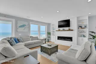 32 Porpoise Place, North Topsail Beach, NC 28460 – photo 5: 006_6g8a2943_199