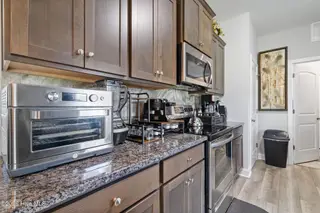 214 Weeping Willow Drive, La Grange, NC 28551 – photo 23: kitchen w/ granite counters