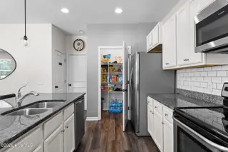 699 Avington Lane NE, Leland, NC 28451 – photo 15: 10-web-or-mls-CAMMediaLLC.com (53 of 59)