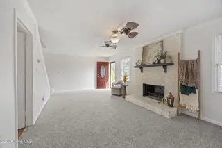 37 Barnes Street, Greenville, NC 27858 – photo 6: 24-web-or-mls-24-print-IMG_4436