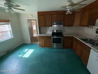 500 Nelson Drive, Jacksonville, NC 28540 — 3-bedroom home, Jacksonville, NC, photo 6 of 25: Kitchen View 2