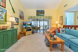 214 Mcginnis Drive, Pine Knoll Shores, NC 28512 – photo 10: 214 McGinnis
