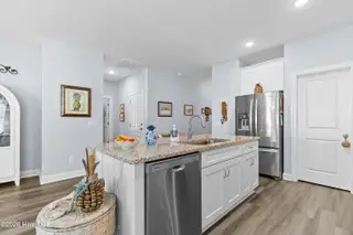 901 Hayford Lane SW, Ocean Isle Beach, NC 28469 — 3-bedroom home in Glendale Arbor, Ocean Isle Beach, NC, photo 7 of 31