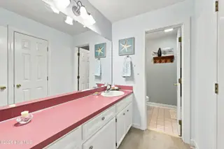 724 Winterfield Drive, Winterville, NC 28590 – photo 22: Master Bath