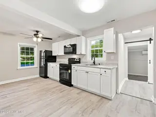 124 Sherwood Road, Jacksonville, NC 28540 – photo 13