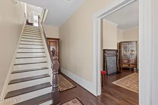 227 New Street, New Bern, NC 28560 – photo 7: 15-web-or-mls-1S3A3138